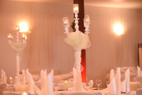 Ausschnitt Hochzeitstischdeko Kerzenständer